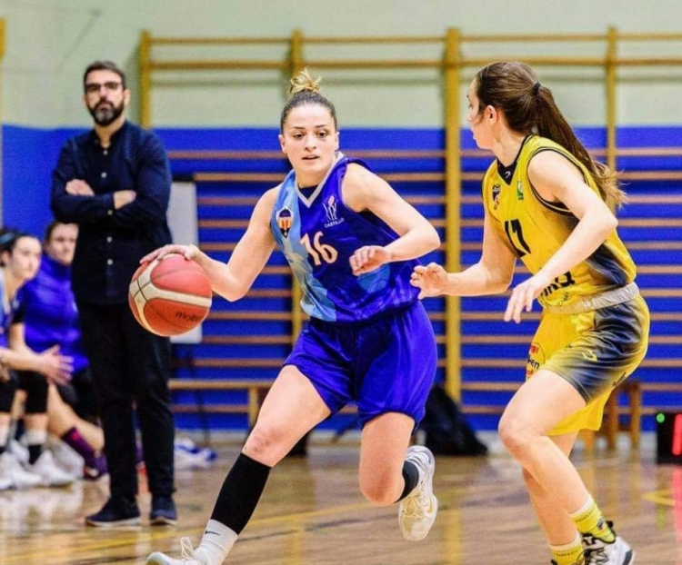 Μεγάλη νίκη για τη Nou Basquet Femeni