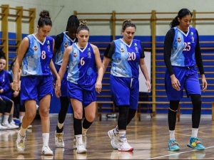 Εύκολο απόγευμα για τη Femeni