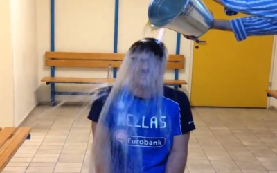 Το Ice Bucket Challenge του Φώτη Κατσικάρη! (vid)