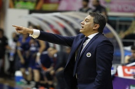 Δικαιουλάκος: «Η Εθνική θα περάσει στο Ευρωμπάσκετ»