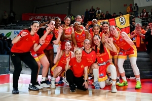 &Sigma;&tau;&omicron;&nu; &tau;&epsilon;&lambda;&iota;&kappa;ό &kappa;&alpha;&iota; &xi;&alpha;&nu;&alpha;&gamma;&rho;ά&phi;&epsilon;&iota; &tau;&eta;&nu; &iota;&sigma;&tau;&omicron;&rho;ί&alpha; &omicron; &Alpha;&theta;&eta;&nu;&alpha;ϊ&kappa;ό&sigmaf; Qualco!