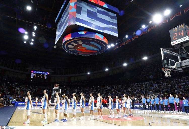 General Manager της Εθνικής Γυναικών η Εβίνα Μάλτση, το επιτελείο της ομάδας