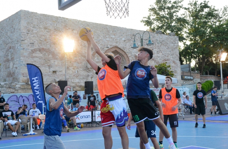 Tα τουρνουά 3×3 κατακτούν τα σχολεία!