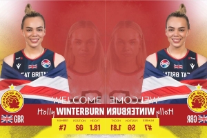 Η Holly Winterburn στον Αθηναϊκό!