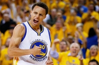 &Omicron; &laquo;&pi;&omicron;&lambda;&upsilon;&beta;&omicron;&lambda;&eta;&tau;ή&sigmaf;&raquo; &Kappa;ά&rho;&iota; έ&kappa;&alpha;&nu;&epsilon; &tau;&omicron; 3-2 &gamma;&iota;&alpha; &tau;&omicron;&upsilon;&sigmaf; Warriors (vid)