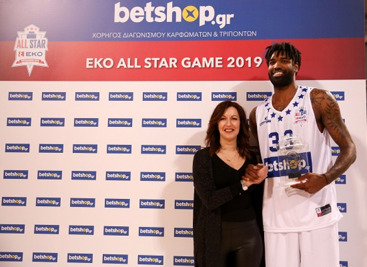 «Ιπτάμενος» Έλλις νικητής του Betshop διαγωνισμού καρφωμάτων